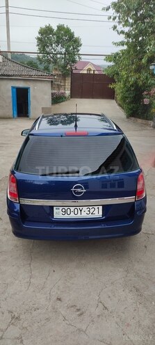 Opel Astra 2010, 201,000 km - 1.4 l - Qusar