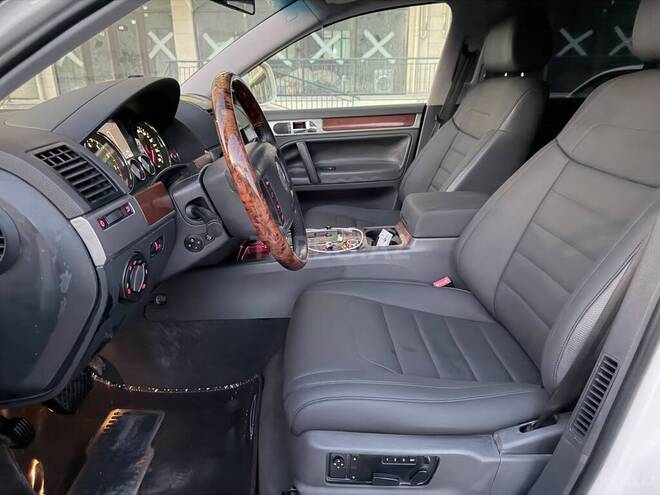 Volkswagen Touareg 2008, 194,000 km - 3.6 л - Bakı