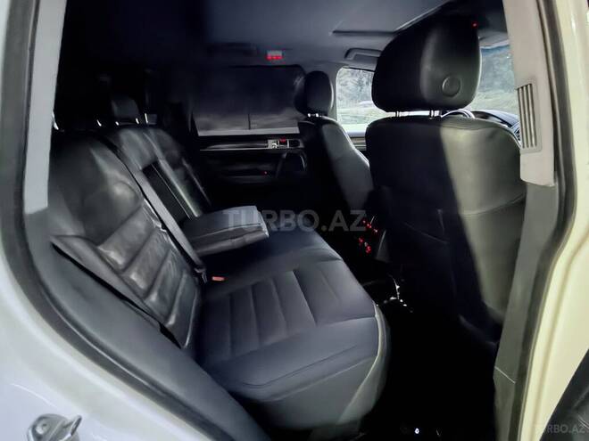 Volkswagen Touareg 2008, 194,000 km - 3.6 л - Bakı
