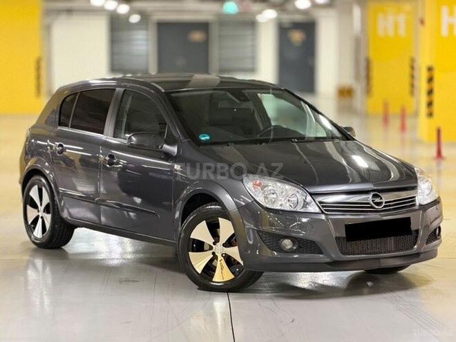 Opel Astra 2009, 272,000 km - 1.4 l - Gəncə