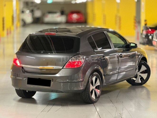Opel Astra 2009, 272,000 km - 1.4 l - Gəncə