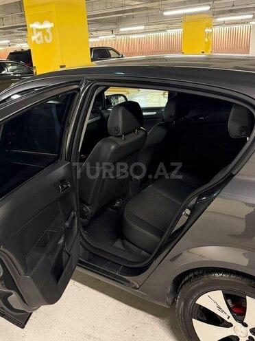 Opel Astra 2009, 272,000 km - 1.4 l - Gəncə