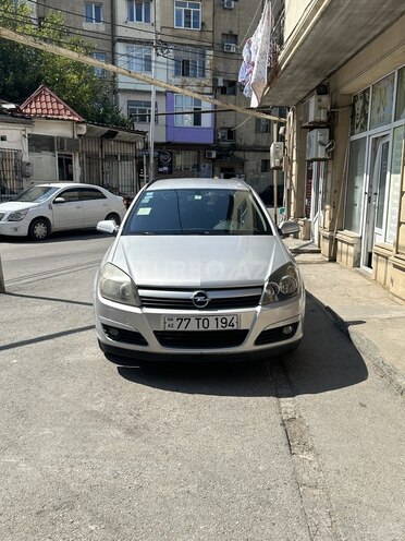 Opel Astra 2006, 210,000 km - 1.9 l - Bakı
