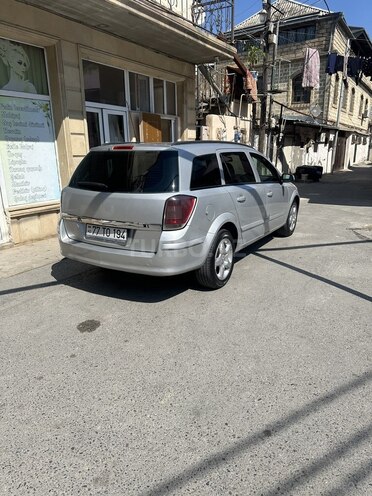 Opel Astra 2006, 210,000 km - 1.9 l - Bakı