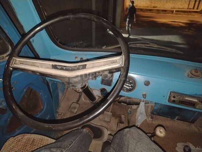 UAZ 3303 1990, 220,000 km - 2.4 л - Neftçala