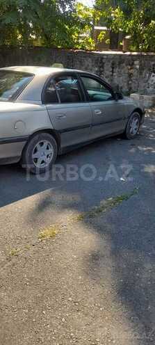 Opel Omega 1996, 300,000 km - 2.0 l - Qax