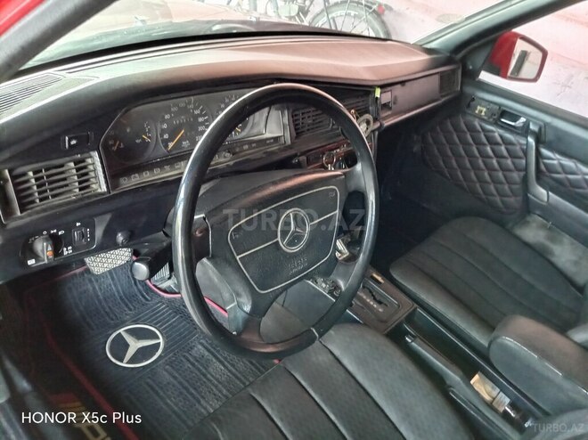 Mercedes 190 1993, 220,000 km - 2.0 л - Zərdab