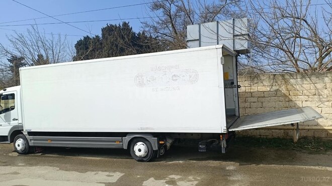 Mercedes Atego 818 2012, 550,000 km - 4.3 л - Bakı