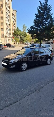 Opel Astra 2011, 222,000 km - 1.4 l - Bakı