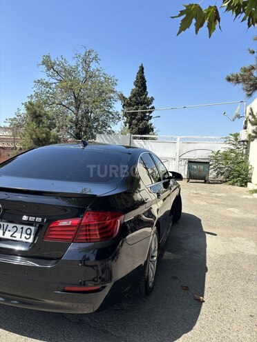 BMW 528 2015, 196,000 km - 2.0 l - Gəncə