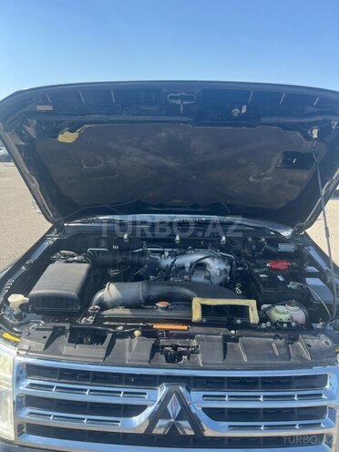 Mitsubishi Pajero 2007, 190,270 km - 3.0 л - Bakı