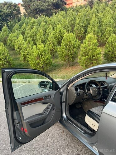 Audi A4 2009, 212,000 km - 2.0 л - Bakı