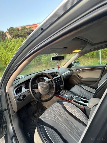 Audi A4 2009, 212,000 km - 2.0 л - Bakı