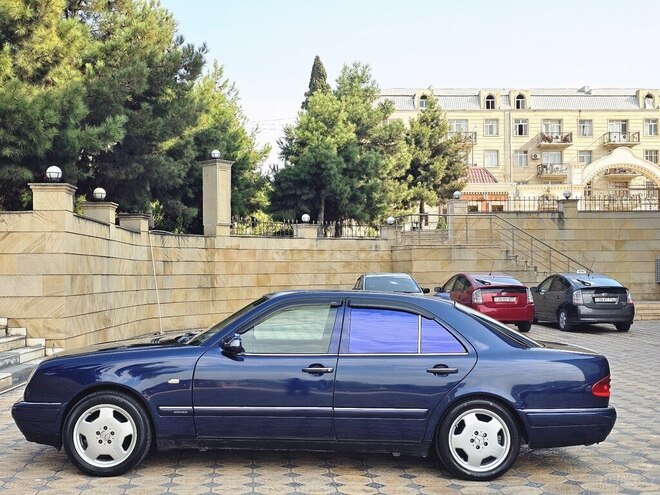 Mercedes E 240 1998, 495,000 km - 2.4 l - Gəncə