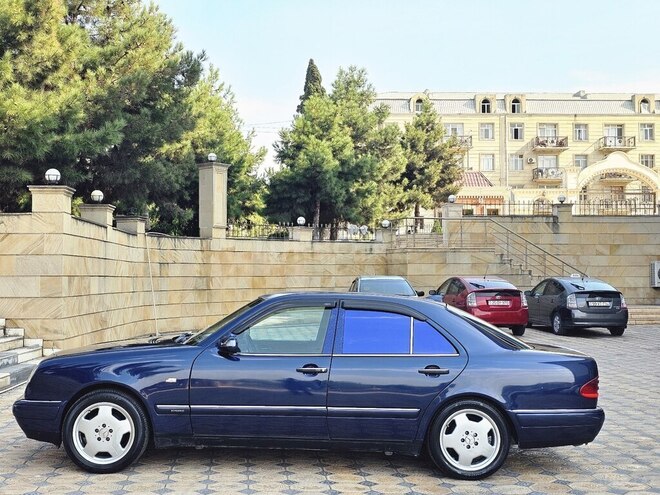 Mercedes E 240 1998, 495,000 km - 2.4 l - Gəncə