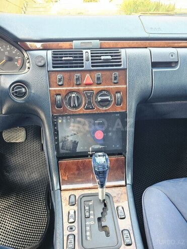 Mercedes E 240 1998, 495,000 km - 2.4 l - Gəncə