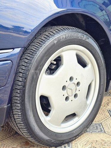 Mercedes E 240 1998, 495,000 km - 2.4 l - Gəncə