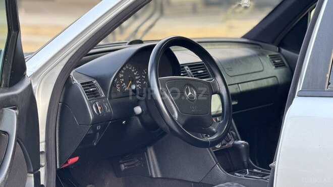 Mercedes C 200 1999, 470,000 km - 2.0 l - Göyçay