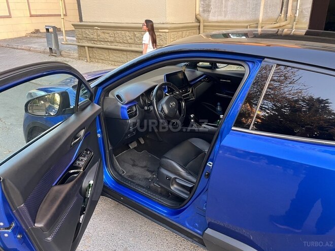Toyota C-HR 2018, 108,565 km - 1.2 l - Bakı