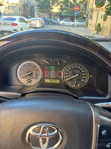Toyota Land Cruiser 2011, 198,572 km - 4.0 l - Bakı