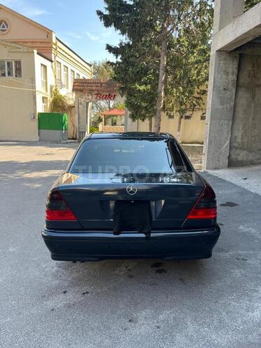 Mercedes C 200 1998, 254,000 km - 2.0 l - Bakı