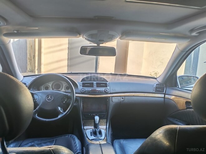 Mercedes E 240 2002, 249,400 km - 2.6 l - Bakı
