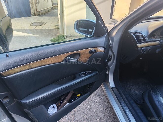 Mercedes E 240 2002, 249,400 km - 2.6 l - Bakı