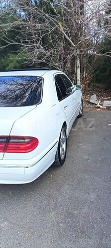 Mercedes E 240 1999, 411,355 km - 2.4 л - Ağdaş