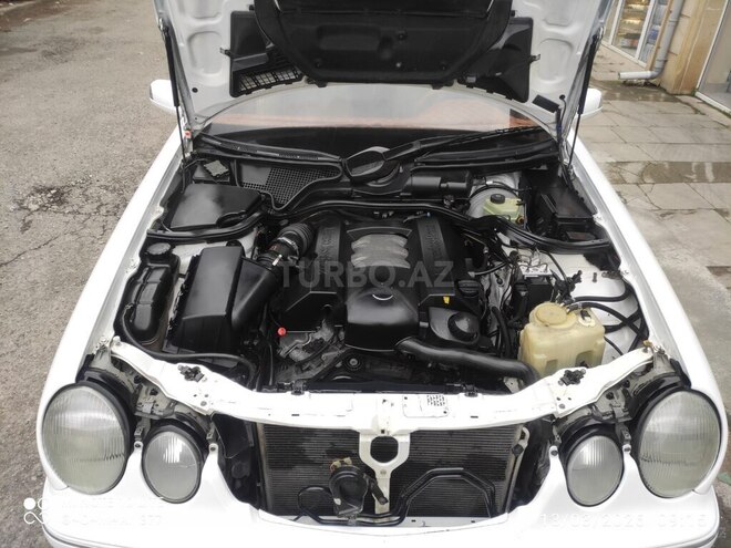 Mercedes E 240 1999, 411,355 km - 2.4 л - Ağdaş