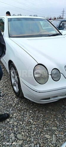 Mercedes E 240 1999, 411,355 km - 2.4 л - Ağdaş