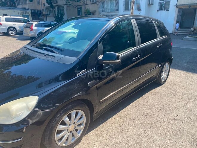 Mercedes B 170 2008, 124,000 km - 1.7 л - Bakı