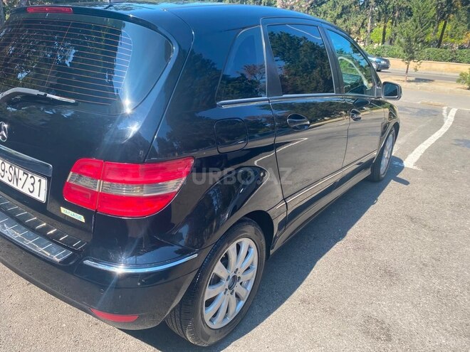 Mercedes B 170 2008, 124,000 km - 1.7 л - Bakı