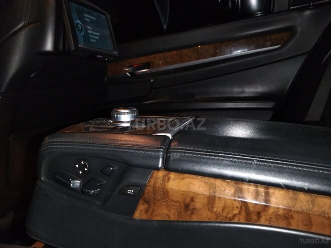 BMW 750 2010, 179,889 km - 4.4 l - Bakı