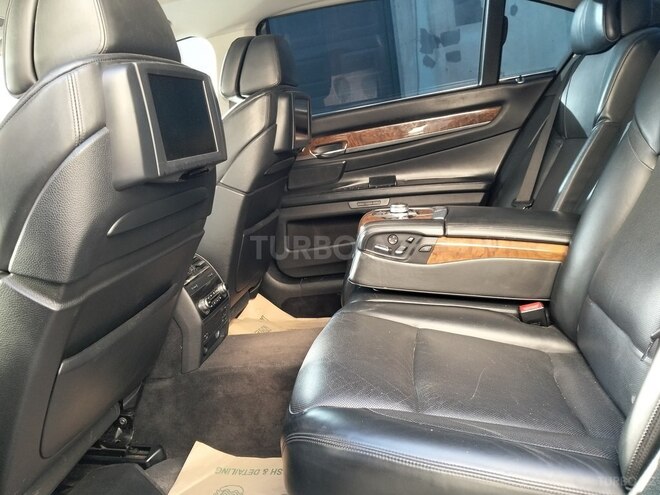 BMW 750 2010, 179,889 km - 4.4 l - Bakı
