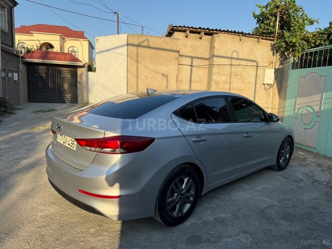 Hyundai Elantra 2018, 186,684 km - 2.0 л - Sumqayıt