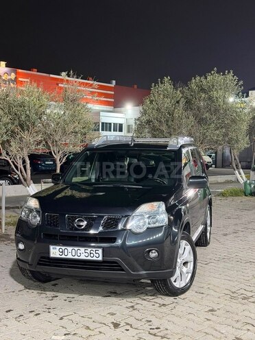 Nissan X-Trail 2013, 200,000 km - 2.5 l - Bakı