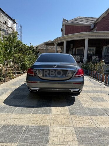 Mercedes E 220 d 2017, 236,000 km - 2.0 l - Bakı
