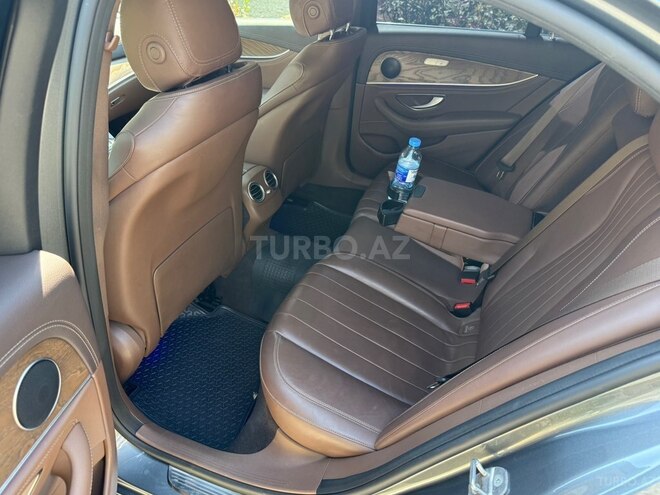 Mercedes E 220 d 2017, 236,000 km - 2.0 l - Bakı