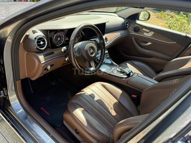 Mercedes E 220 d 2017, 236,000 km - 2.0 l - Bakı