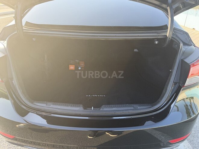 Hyundai Elantra 2015, 161,577 km - 1.8 l - Bakı
