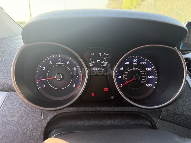 Hyundai Elantra 2015, 161,577 km - 1.8 l - Bakı