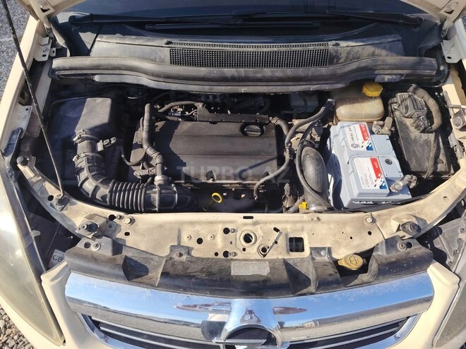 Opel Zafira 2010, 440,000 km - 1.6 l - Bakı