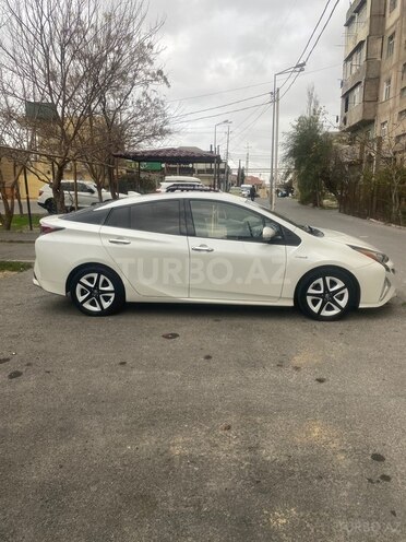 Toyota Prius 2016, 215,000 km - 1.8 л - Bakı