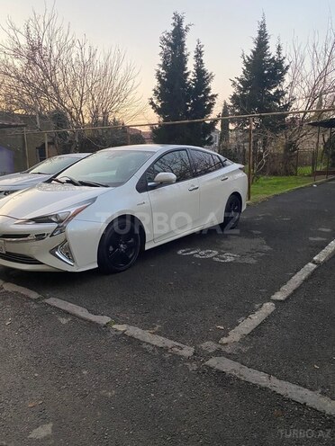 Toyota Prius 2016, 215,000 km - 1.8 л - Bakı