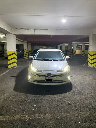 Toyota Prius 2016, 215,000 km - 1.8 л - Bakı