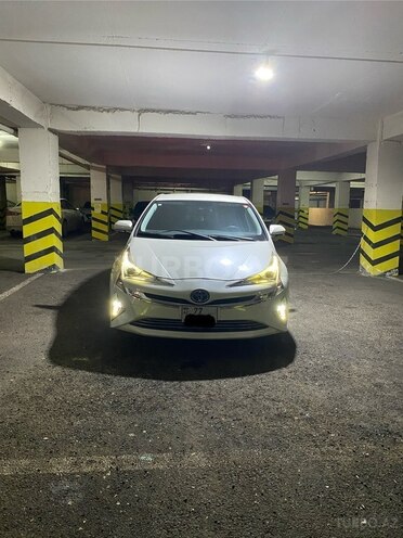 Toyota Prius 2016, 215,000 km - 1.8 л - Bakı