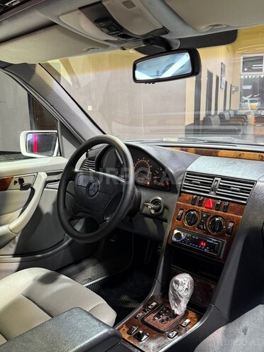Mercedes C 230 1999, 215,005 km - 2.3 л - Sumqayıt