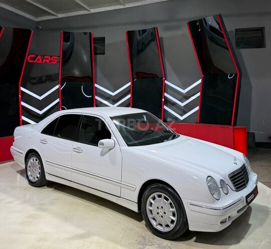 Mercedes E 240 2001, 290,000 km - 2.4 l - Sumqayıt