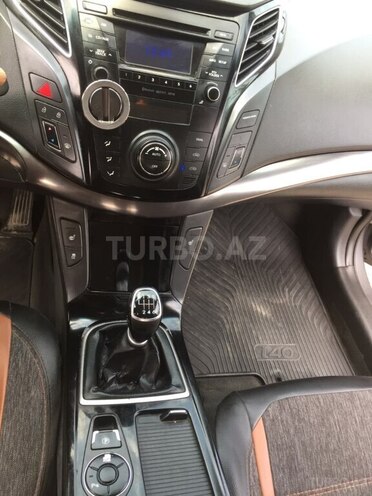Hyundai i40 2011, 312,000 km - 1.7 l - Bakı