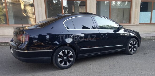 Volkswagen Passat 2006, 245,396 km - 2.0 l - Gəncə